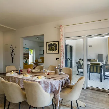 Sunce Villa Pula